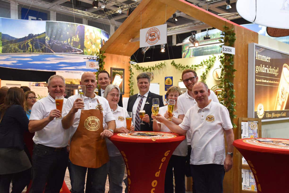 Gold Ochsen Fans aus Asch fahren für die richtige Erfrischung bis nach Berlin auf die Internationale Grüne Woche